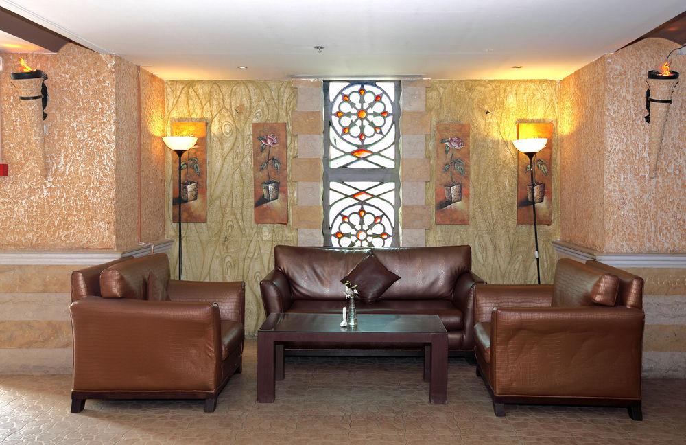 مينا اندلسية 3*